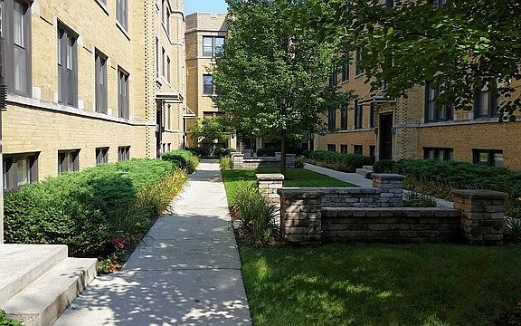 2nd image of 1360 W Estes Ave APT 1N