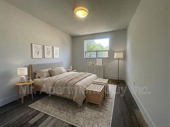 4th image of 257 Torrens Ave Unit 202
