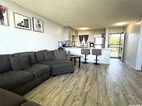 98-719 Iho Pl #5-1404, Aiea, HI 96701