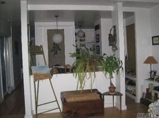 70 Daytona St, Atlantic Beach, NY 11509