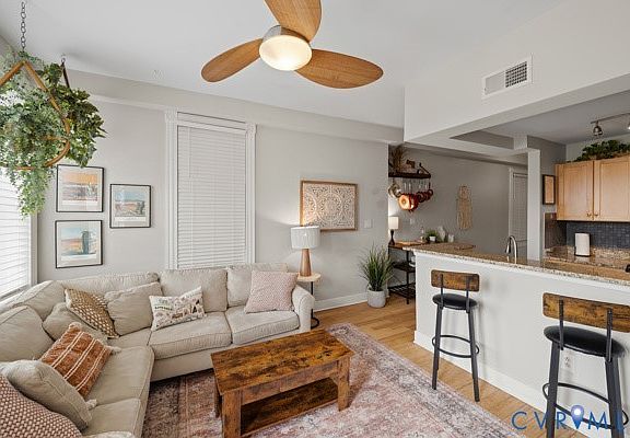 5th image of 110 W Marshall St #23
