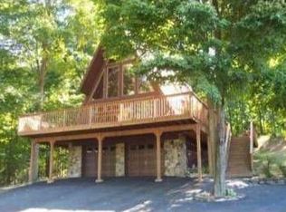 50 McMullen Rd, Westtown, NY 10998