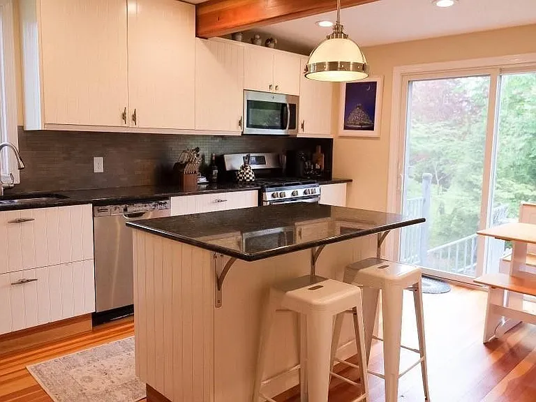 28 East St #2 — Photo 7