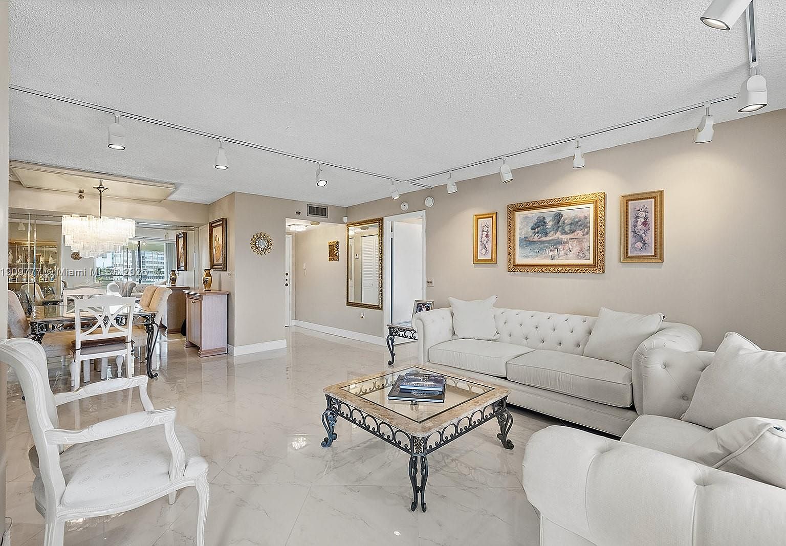 1000 Saint Charles Pl APT 417