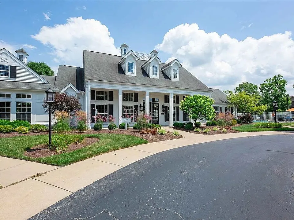 1800 Ashley Ct #301