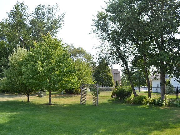 Big backyard for lots of fun