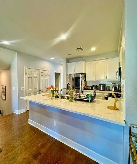 10522 Poinsettia Ln — Photo 20