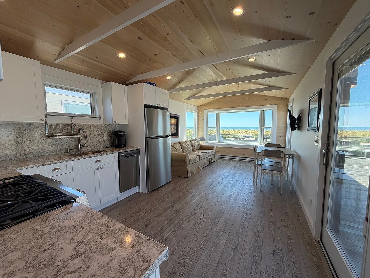 Montauk Shores Ocenfront — Photo 3