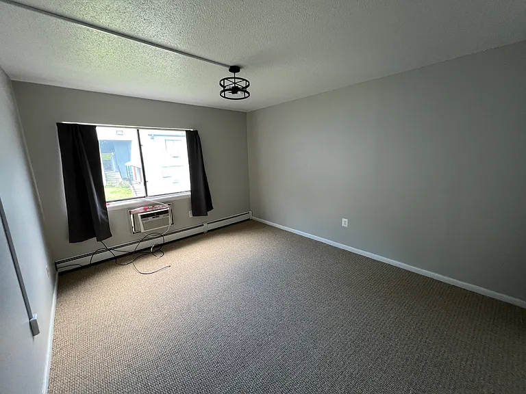 92 Wakelee Rd #D — Photo 15