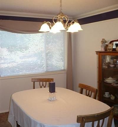 3rd image of 3122 26th Ave SE