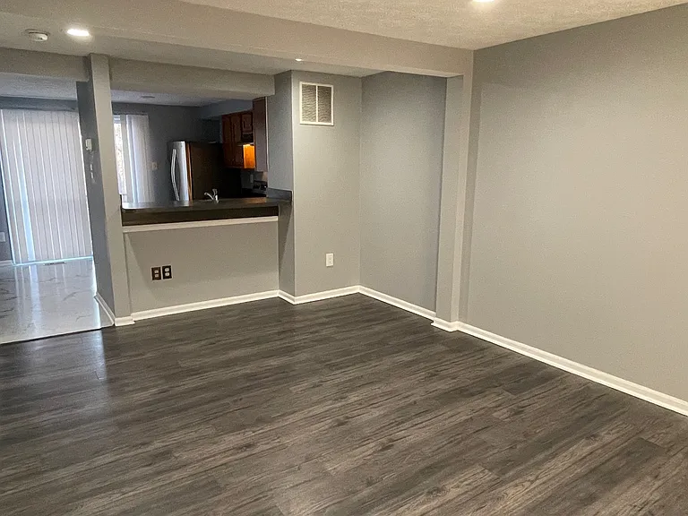 7777 Paddock Way — Photo 8