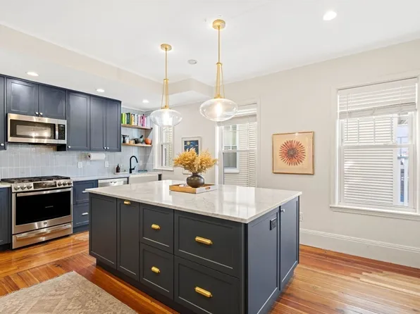 32 Roseclair St #2, Dorchester, MA 02125