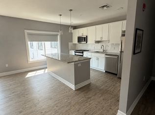 945 Kenmore Ave Unit 203, Buffalo, NY 14223