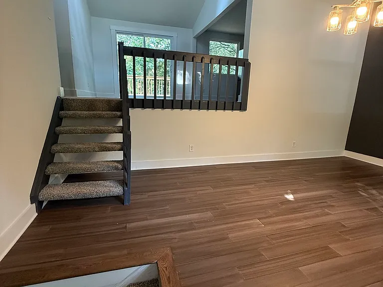 1205 Brockdell Ct — Photo 3