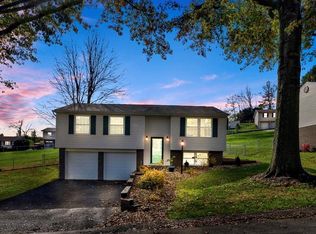 90 Wren Way, Washington, PA