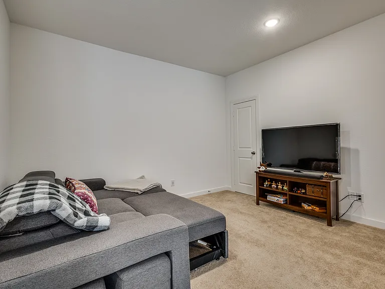3012 Eccleston St — Photo 16
