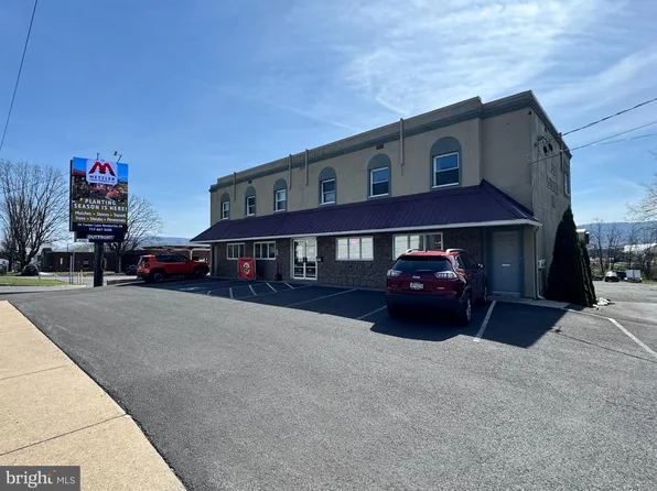 1242 W 4th St, Lewistown, PA 17044