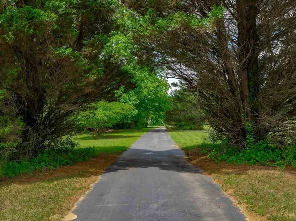 1091 Nick Watts Rd, Lugoff, SC 29078