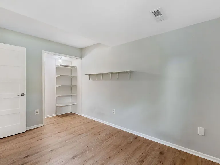 1731 Tamerisk Ct — Photo 40