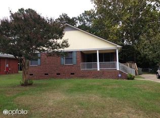 1201 Martindale Dr, Fayetteville, NC 28304