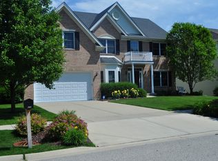 876 W Dorchester Rd, Palatine, IL 60067