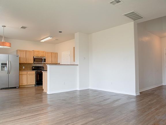 5th image of 3208 Etheredge Dr