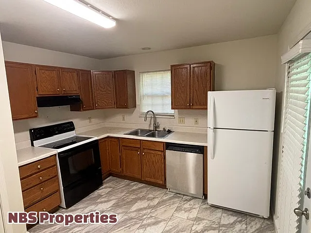 2900 Colt Dr — Photo 5