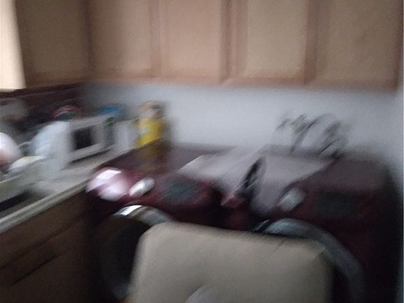 3rd image of 476 Ginger Pl