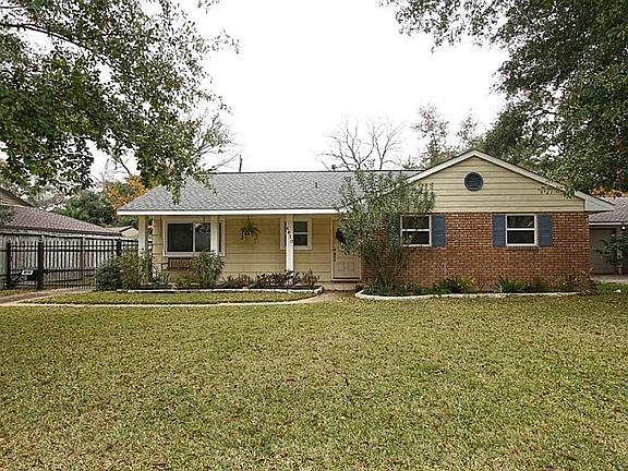 2nd image of 4810 Kingfisher Dr
