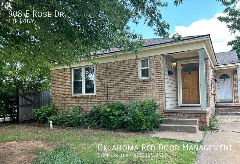 1st image of 908 E Rose Dr