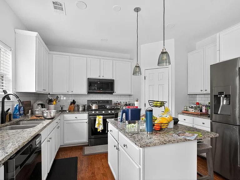 255 Stone Ridge Way — Photo 6