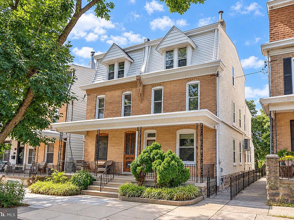 1st image of 3740 Manayunk Ave