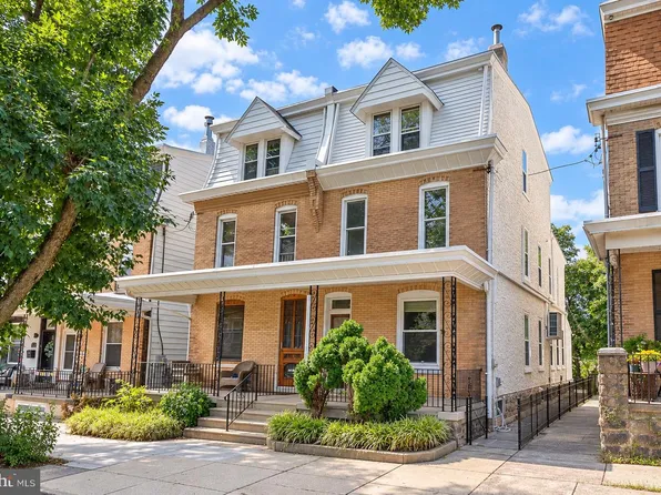 3740 Manayunk Ave, Philadelphia, PA 19128