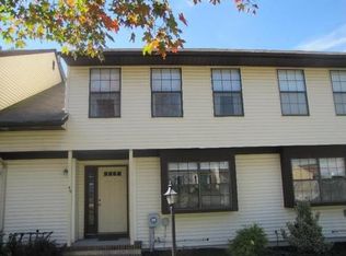 49 Main St, Edison, NJ 08837