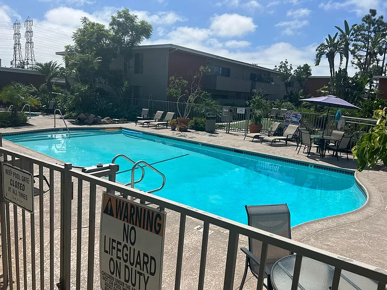 Clean large pool area