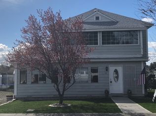 364 E Ridgeway Ave, Hermiston, OR 97838
