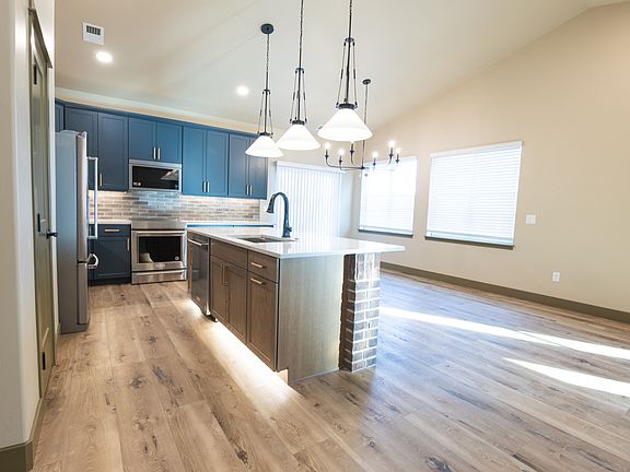 Dont' miss the upgraded lighting features like motion sense toe kick lighting and under cabinet task lighting.