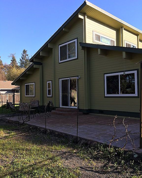 1st image of 539 W School St