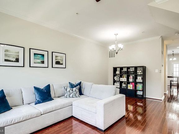 5th image of 6260 Aster Haven Cir