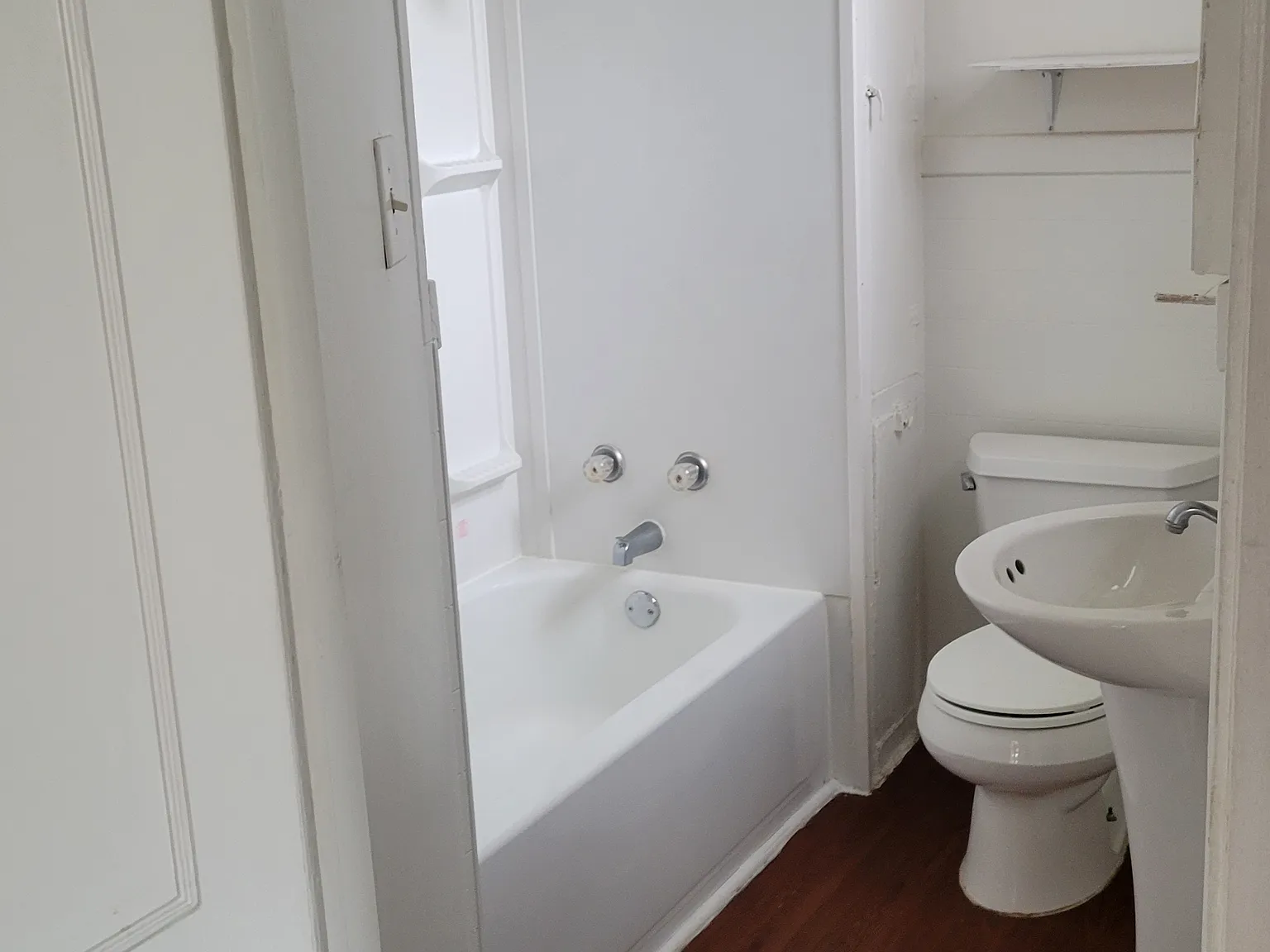 1 bed, $650 — Photo 2