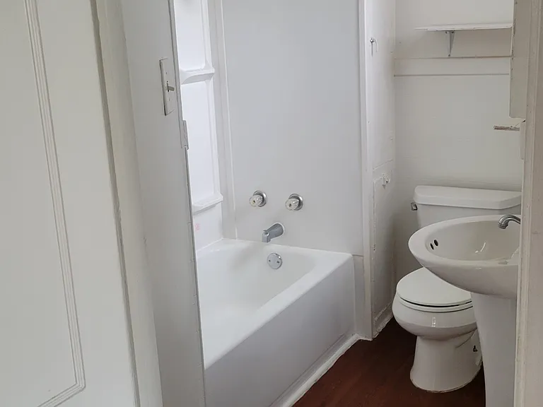207 Washington St #2 — Photo 2