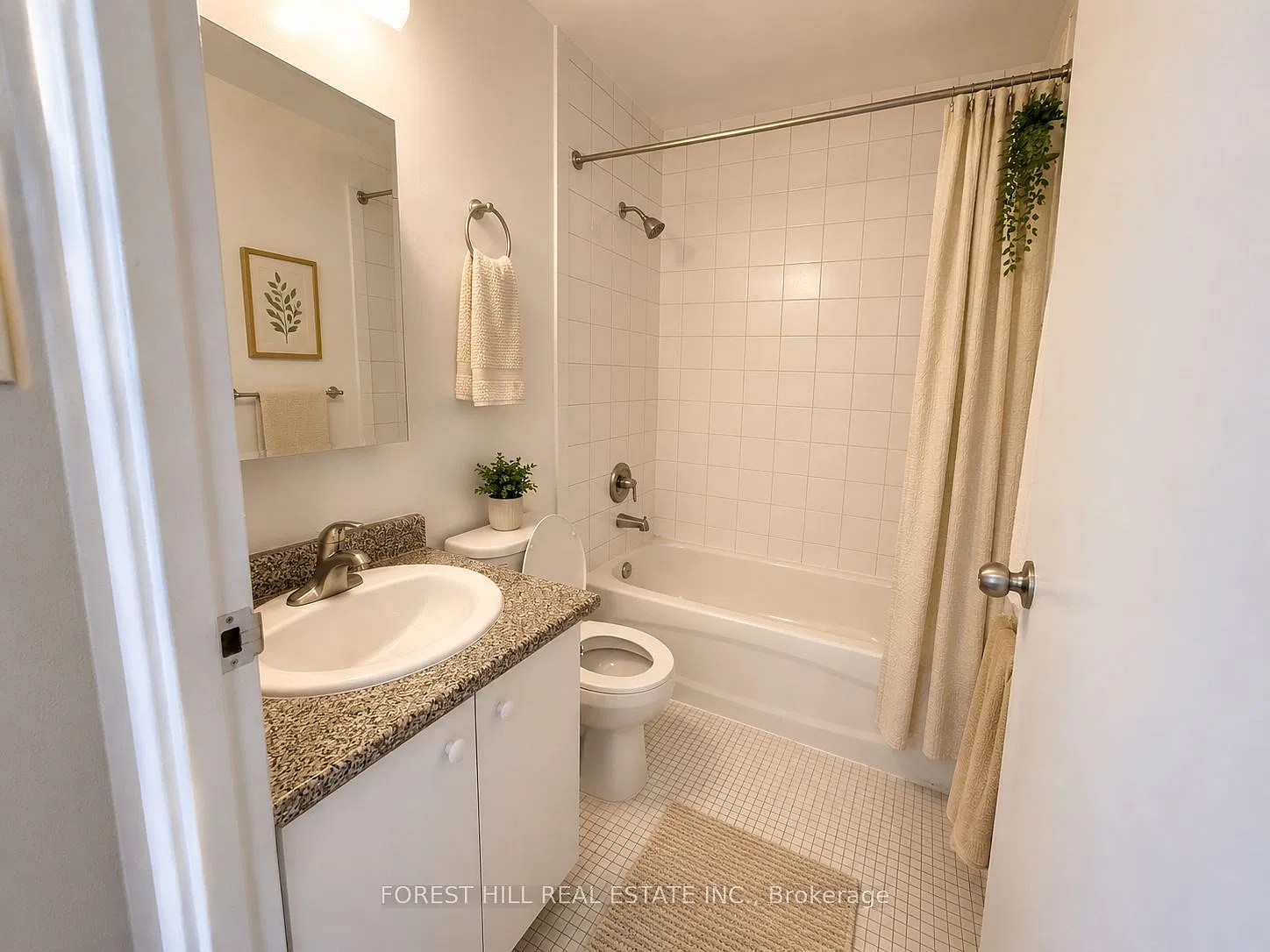 2 bed, $2,400 — Photo 4