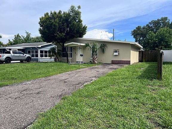 3rd image of 3126 35th Ave N