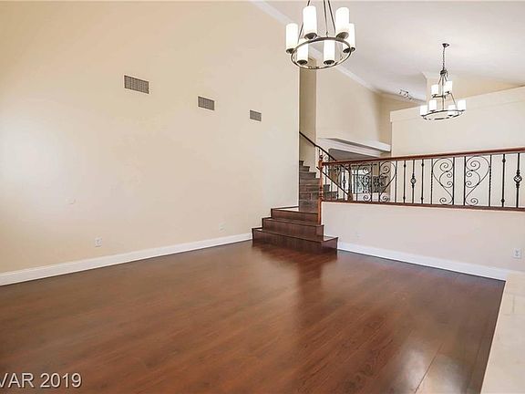 5th image of 10081 Thunder Rapids Ct