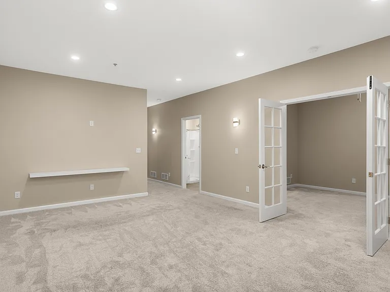 17790 Valley Cove Ct — Photo 20