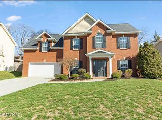 9113 Sway Branch Ln, Knoxville, TN 37922