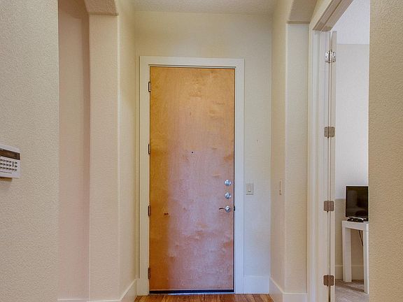 2nd image of 2600 Hillsboro Pike APT 211