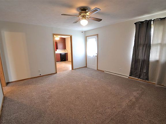 3rd image of 414 Newell St