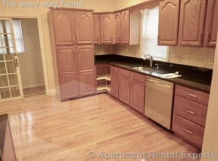 217 Willow Ave #2R, Somerville, MA 02144
