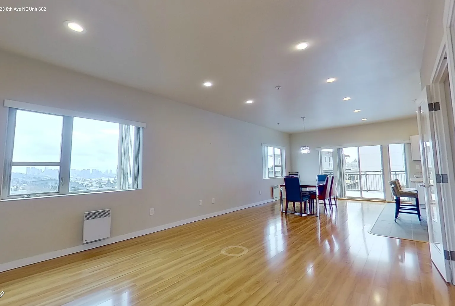 3 bed, 1700 sqft, $4,100 — Photo 2